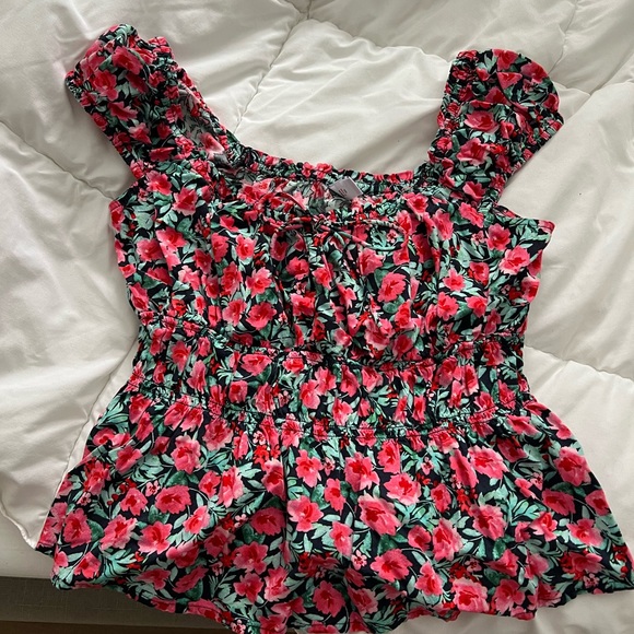 Old Navy Peasant top - Picture 1 of 2